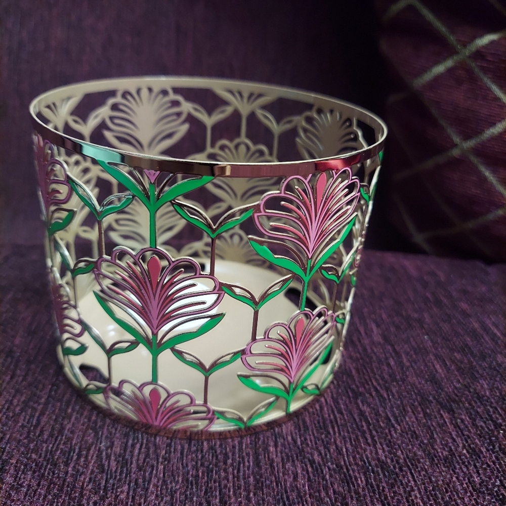 Lily candle holder by bath and body works